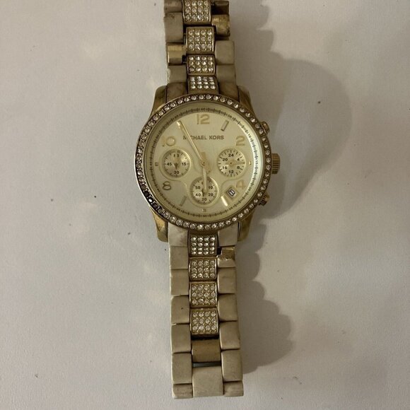 Michael Kors Watch Needs Battery And Can Be Used For Pieces - Picture 1 of 7